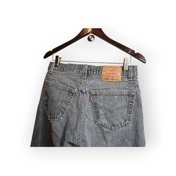 Vintage 1980s Levi’s 501 Jeans – Made in USA – Red Tab 524 Factory - Picture 6 of 9